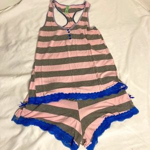 Honeydew Women’s 2 Piece Pajama Set size Medium